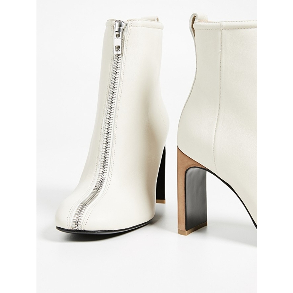 Edgy Chic Rag & Bone Front Zip Booties - Picture 4 of 8